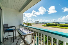 Charming Coastal Ocean View Galveston Condo